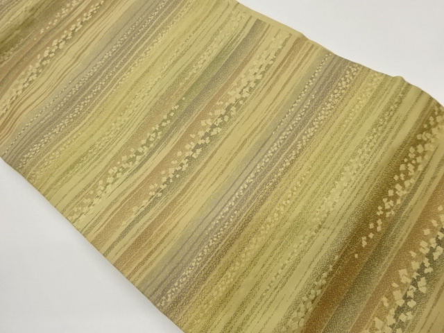 変わり横段に色紙散らし模様織出し名古屋帯